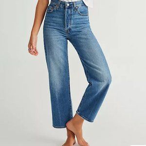 Levi's Ribcage Straight Ankle Jeans EUC